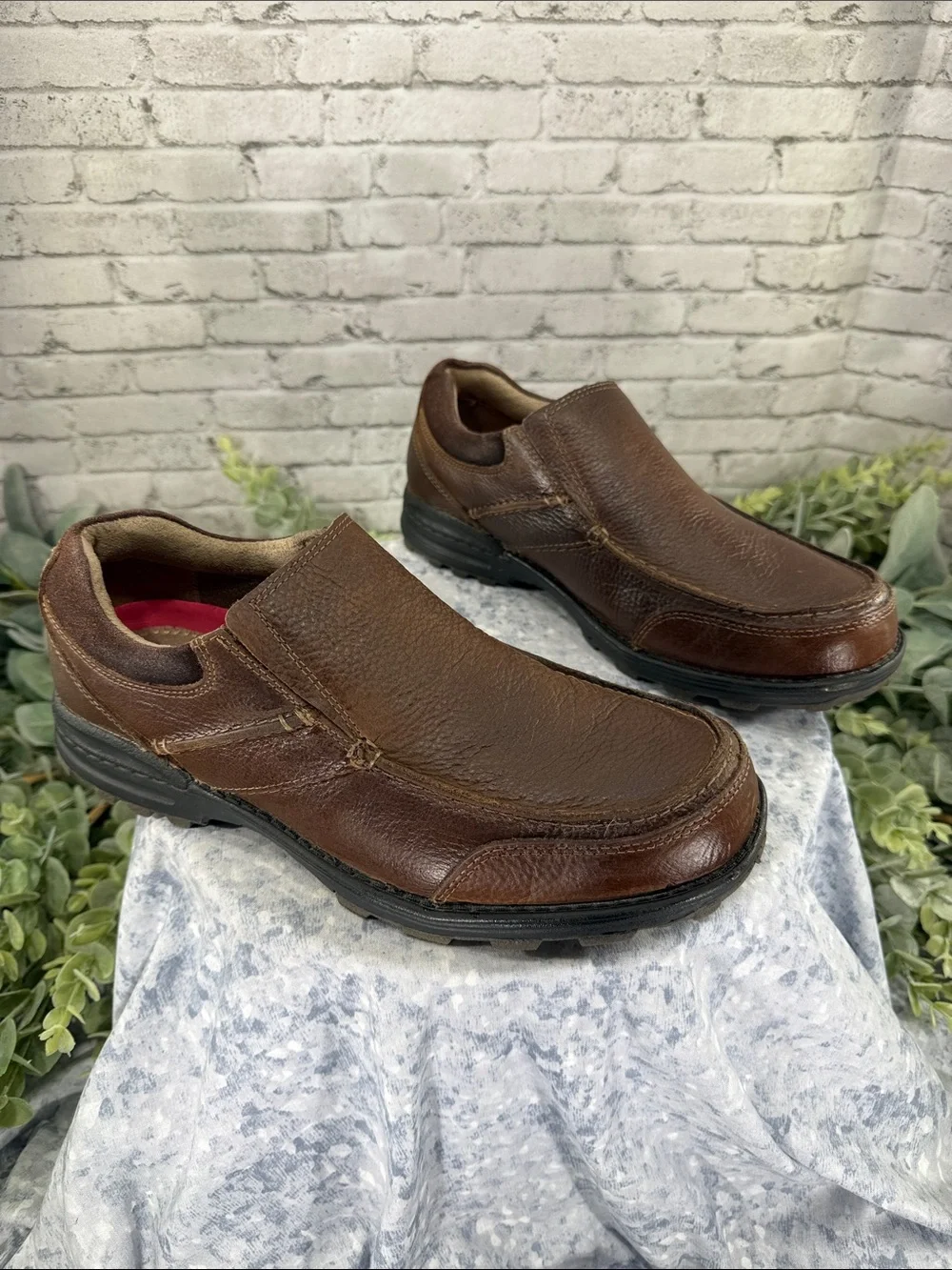 CHAPS “Alder” Whiskey Brown Leather Stitch-Seam Casual Loafers Mens 8M 🤎 EUC